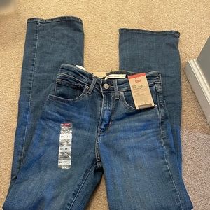NWT LEVIS 👖 JEANS